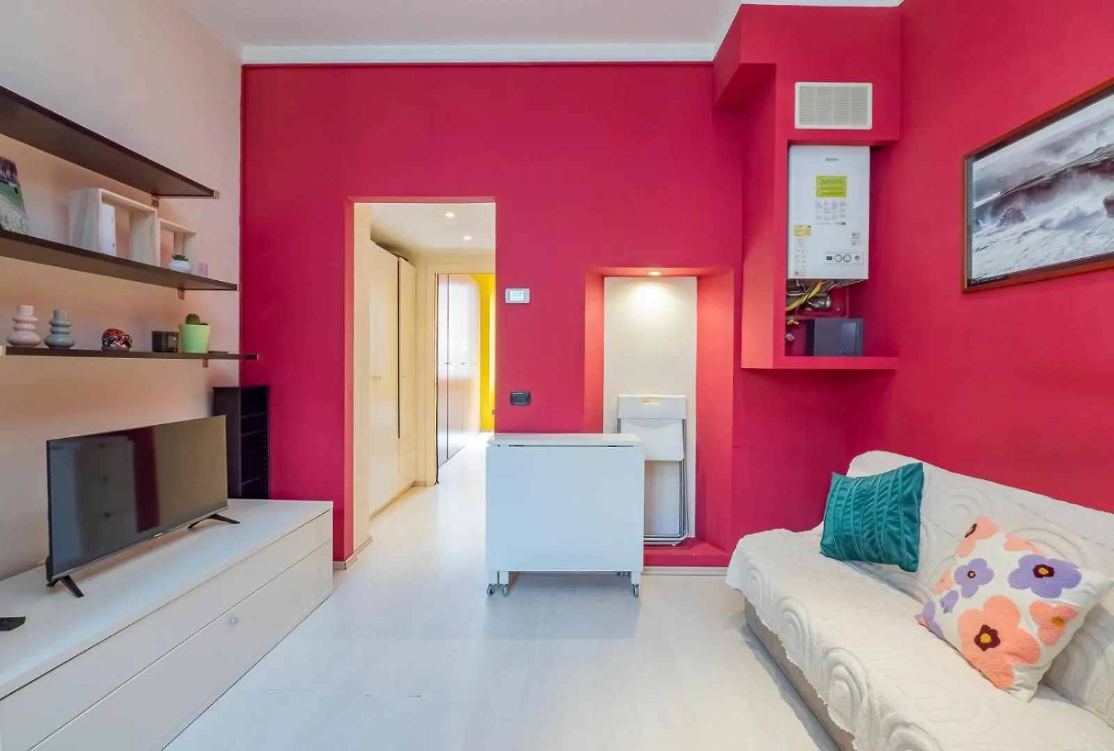 Xenia Apartments - Colorful Apartment In Fiera Area Milano